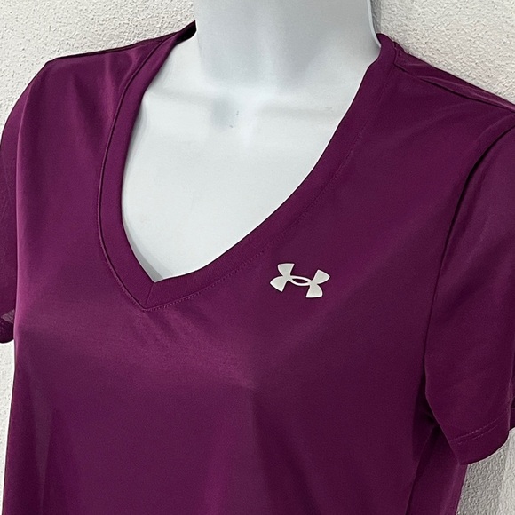 Under Armour Loose Fit V-Neck Tee - Deep Purple Size S - Picture 3 of 4